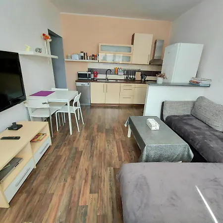 Apartman Klostrmanka - Decin, Letna Děčín